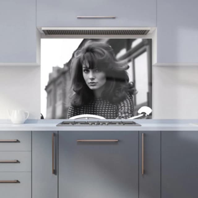 Warren Reed - Designer Spring Flowers Tea Towel in Yellow Yellow Unisex