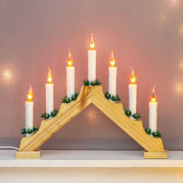 Christmas Workshop Pine Flickering Candle Bridge