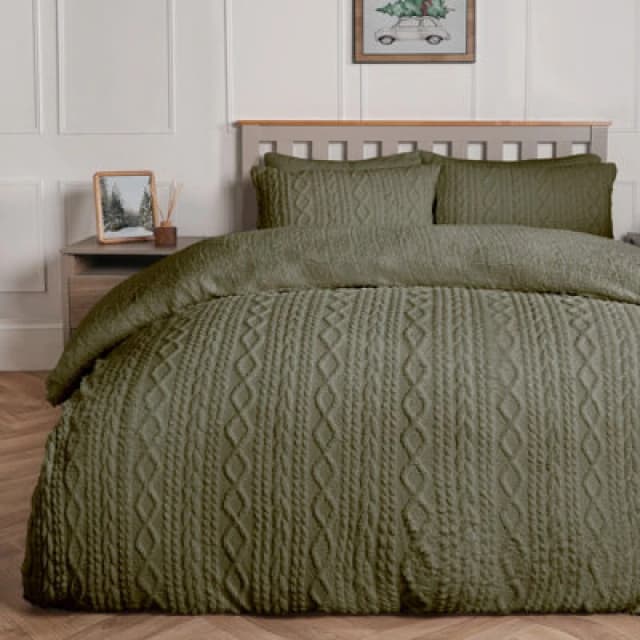 OHS OHS Cable Knit Fleece Duvet Cover Set Warm Reversible Bedding in Olive Size: Double Olive Double Unisex 5027434222452