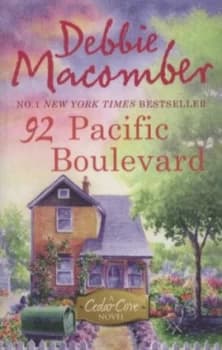 92 Pacific Boulevard by Debbie Macomber Paperback