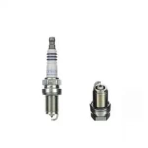 1x NGK Platinum Spark Plug BKR5EVX (2546)