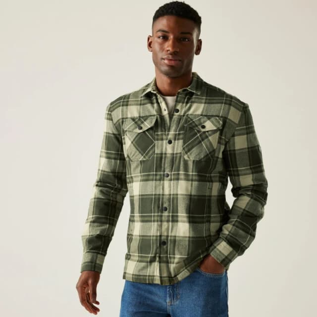 Regatta Regatta Men Spennith Fleece Lined ShackeT-Shirt in Dark Green Size: Medium Dark Green M Male 5063516105541