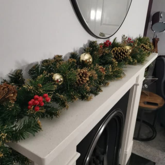 Samuel Alexander 180Cm (6ft) Premier Gold Dressed Christmas Garland With Berries Pine Cones & Gold Baubles