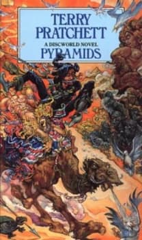 Pyramids by Terry Pratchett Paperback