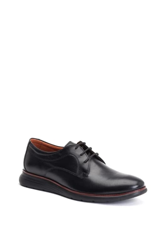 Base London Base London Men Wing Derby in Black Size: 8 Black 8 Male 5038538363262