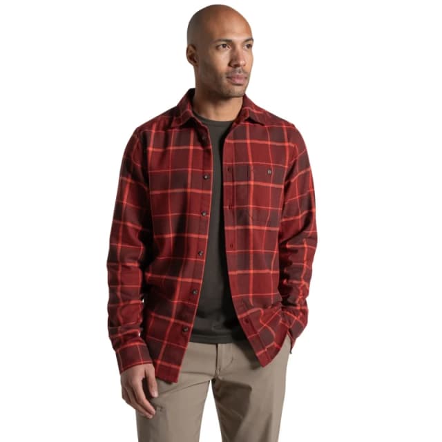 Craghoppers Craghoppers Men Gable Long Sleeved Check Shirt in Red Size: Medium Red M Male 5063260131834