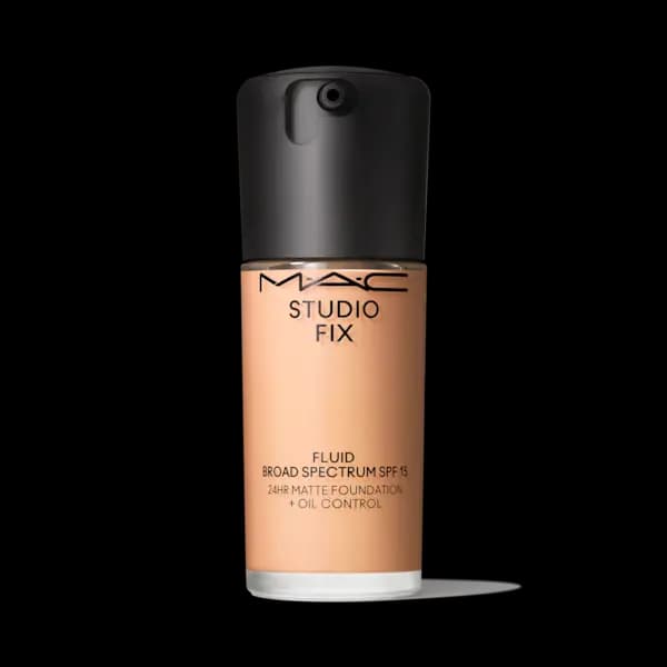 MAC Studio Fix Fluid SPF 15 Foundation - NW20 - Soft-Matte Finish - 24hr Medium-To-Full Coverage - 30ml - MAC Cosmetics