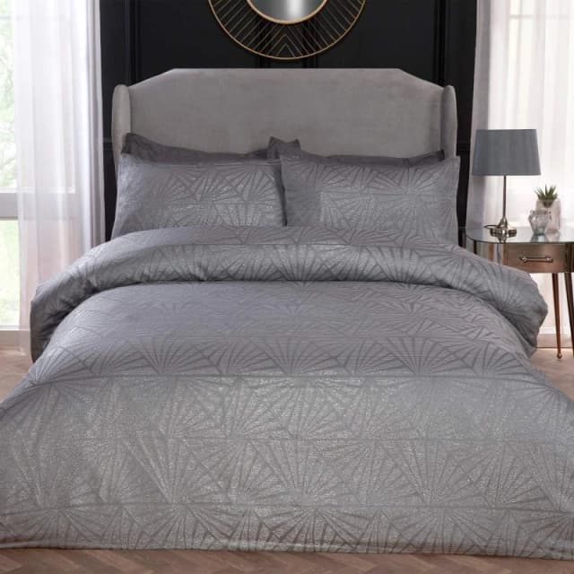 Smart Living Luxury Hotel Quality Lurex Jacquard Geometric Deco Duvet Cover with Pillowcases in Natural Size: Double Natural Unisex Double