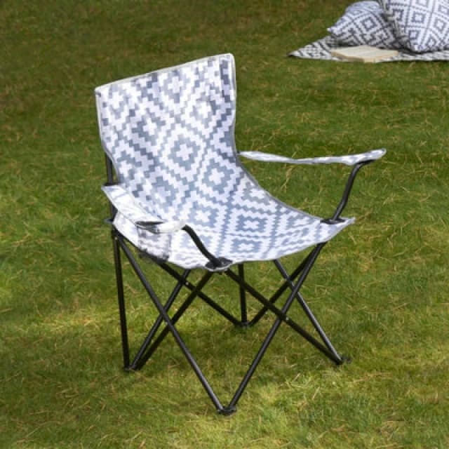 OHS OHS Outdoor Camping Chair 2 x Folding Portable Picnic Garden Seat, Adults in Light Grey Light Grey One Size Unisex 5027434224760