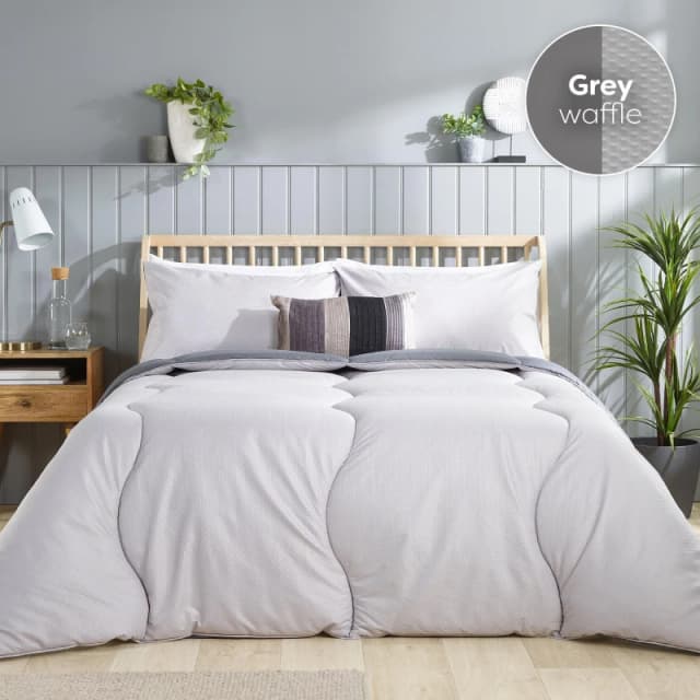 Slumberdown Slumberdown Coverless Comfort Printed Embossed Waffle 10.5 Tog Duvet Size: Double Multi Double Unisex 5060543868760