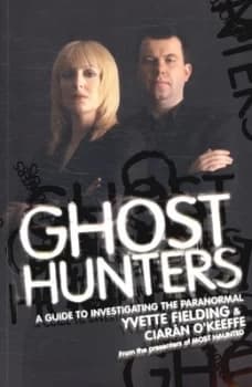 Ghost Hunters by Yvette Fielding Paperback