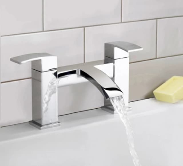 Nes Home Chrome Square Bridge Deck Mounted Waterfall Bath Filler Tap Metallic Silver