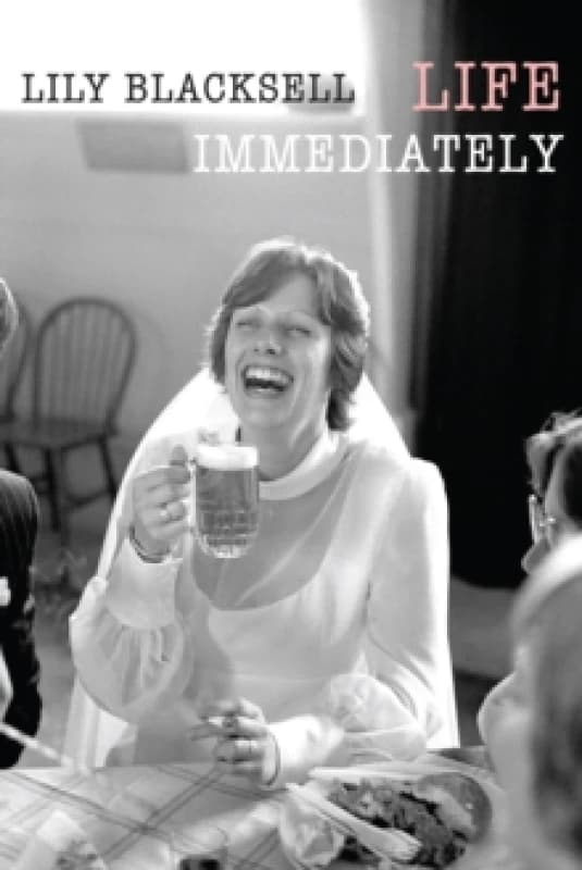 Life Immediately Paperback / softback