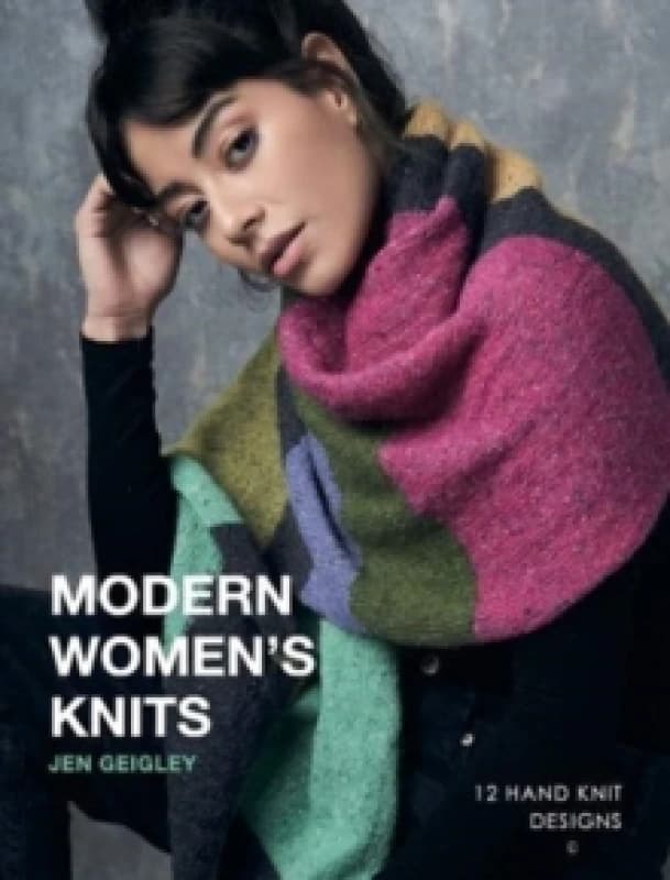 Modern Womens Knits : 12 Hand Knit Designs Paperback / softback