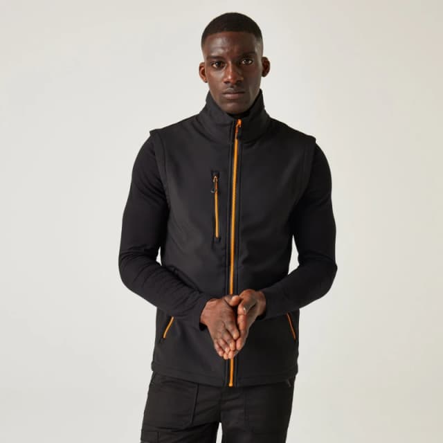 Regatta Regatta Men 'Navigate' Softshell Bodywarmer in Orange Size: Small Orange S Male 5063019708744