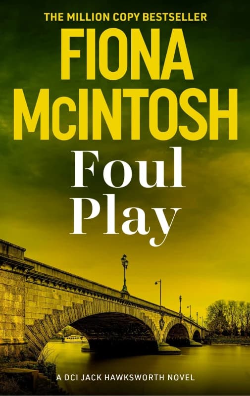 Foul Play. Paperback. By Fiona McIntosh Books