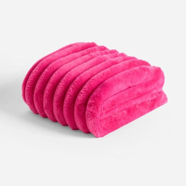 OHS OHS Jumbo Faux Fur Fleece Throw Ribbed Fluffy Blanket in Bright Pink Size: 120cm x 150cm Bright Pink 120cm x 150cm Unisex 5027434228003