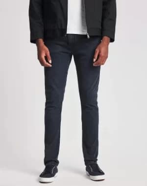 Levis 512 Tapered Slim Fit Jean