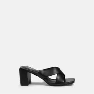 Missguided square toe cross strap block heel sandal - Black