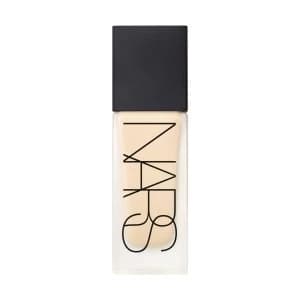Nars Cosmetics All Day Luminous Weightless Foundation Fiji