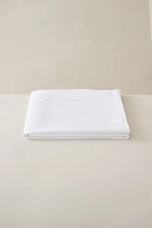 Ted Baker 'TB Plain Dye' Cotton Sateen Flat Sheet in White Size: Super King White Super King Unisex 5016709637947