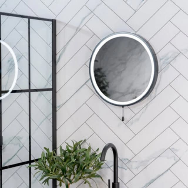 ValueLights Mirror Matte Black IP44 Rated Round Bathroom Battery Operated 41cm Mirror Light Black