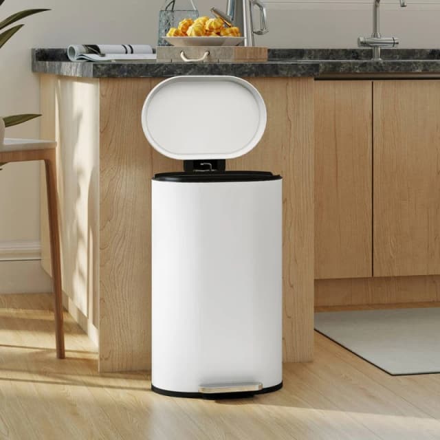 HOMCOM Slim Rectangular Pedal Bin with Soft-Close Lid, 30L Kitchen Bin in Cream Cream Unisex 30L