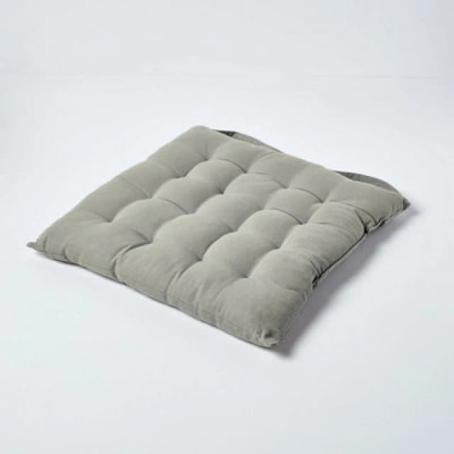 Homescapes Plain Seat Pad with Button Straps 100% Cotton Grey