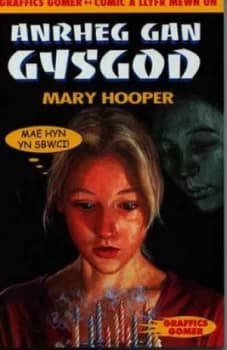 Anrheg Gan Gysgod by Mary Hooper Paperback