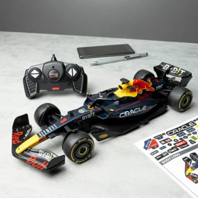 Menkind Menkind 1:18 Oracle Red Bull Radio Controlled Racing Car