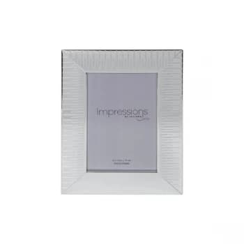 Ridged Silver Plated Photo Frame (4 x 6)