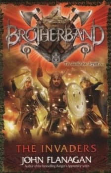 The Invaders by John Flanagan Paperback