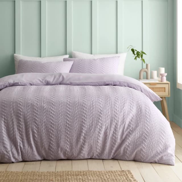 Catherine Lansfield 'Heatset Wave' Duvet Cover Set Lilac