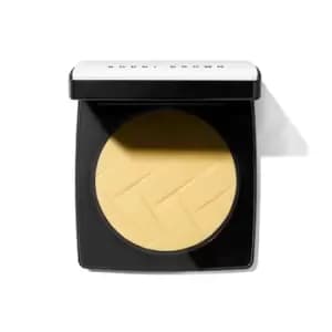 Bobbi Brown Vitamin Enriched Pressed Powder - Yellow