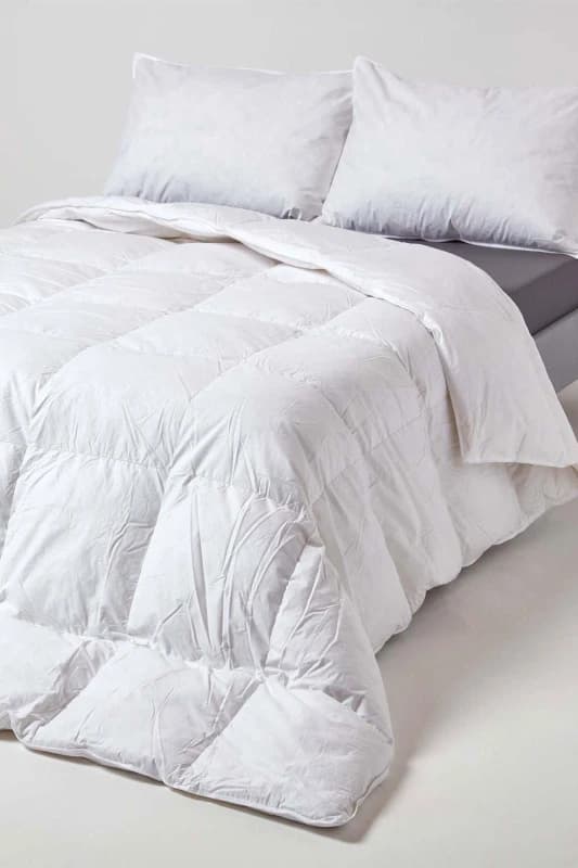 Homescapes Goose Feather And Down 4.5 Tog Super King Size Summer Duvet
