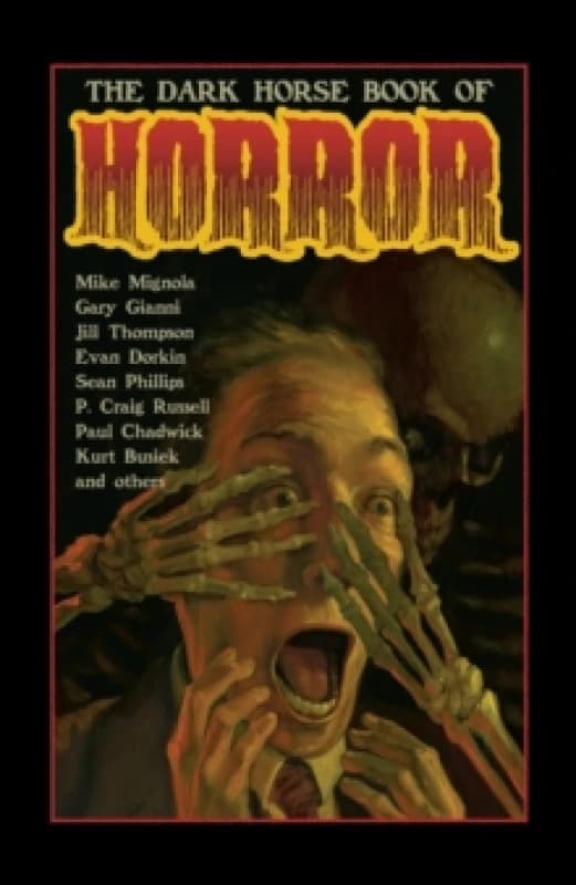 The Dark Horse Book Of Horror Paperback / softback