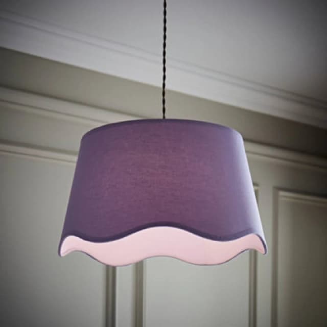 ValueLights ValueLights Mabel Linen Large 30cm Scallop Edge with Trim Lamp Shade with Bulb in Lilac Lilac One Size Unisex 5059406069864