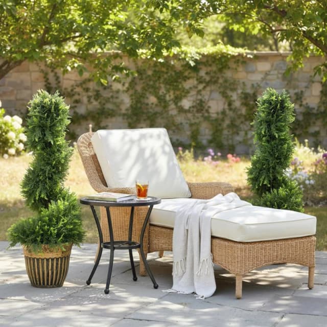 HOMCOM Set of 2 Potted Artificial Plants, Topiary Spiral Cypress Trees, 90cm in Green Green Unisex