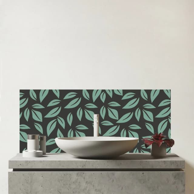 Warren Reed - Designer Delicate Leaf Glass Bathroom Splashback in Green Green Unisex