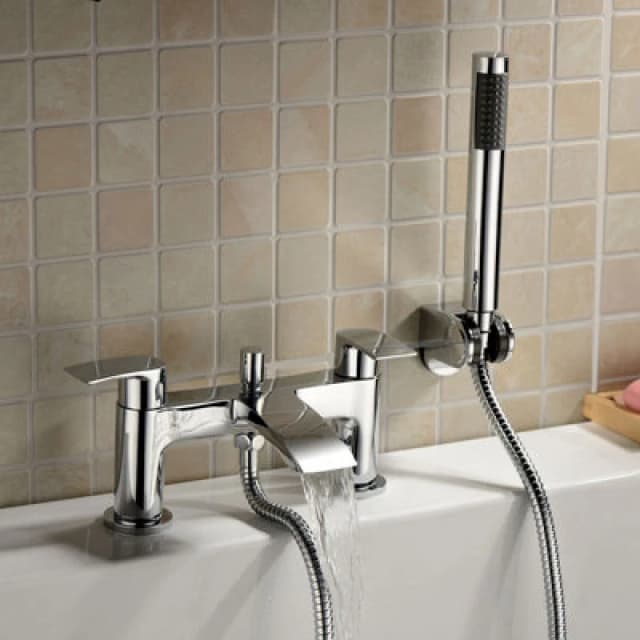 Nes Home Libra Modern Bath Shower Mixer Tap Chrome