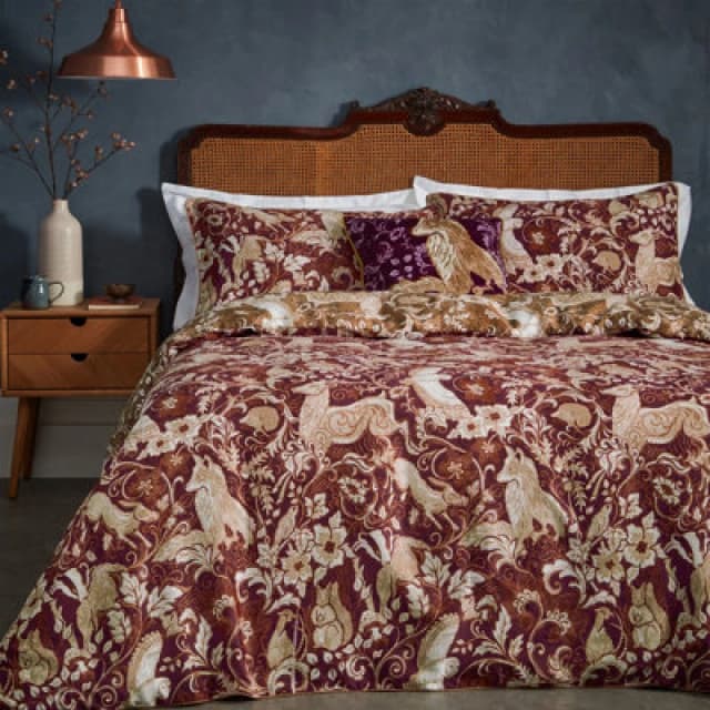 Paoletti Paoletti Harewood British Animal 100% Cotton Duvet Cover Set in Red Size: Double Red Double Unisex 5025532709158
