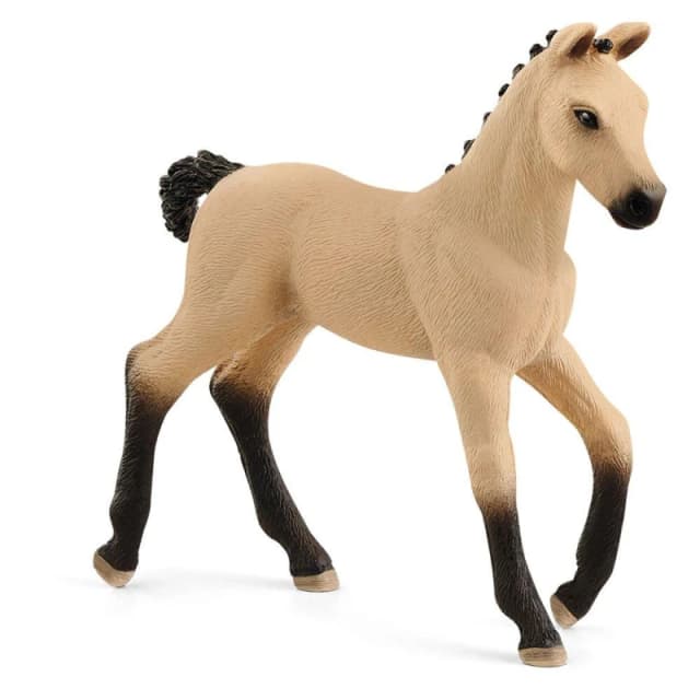 Figurine: Schleich Horse Club Hannoverian Foal Red Dun Toy Figure, 5 to 12 Years, White/Black (13929) Multi