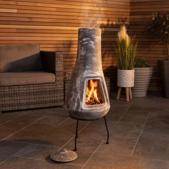 Charles Bentley Snug Medium Barcelona Clay Chiminea