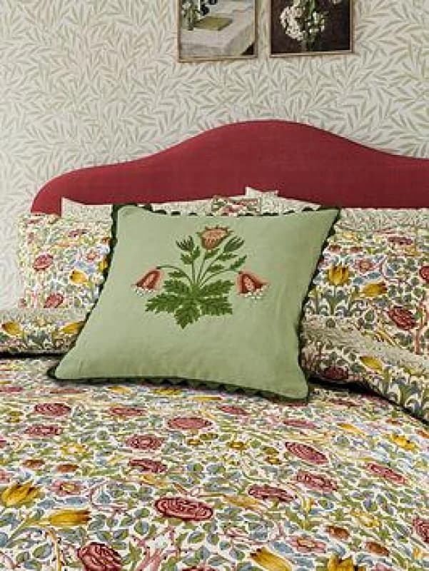 Morris & Co Morris & Co 'Rose' Cotton Duvet Cover Set Size: Double Multi Double Unisex 5016709687126