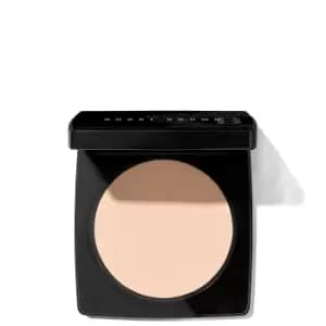 Bobbi Brown Sheer Finish Pressed Powder - Soft Porcelain