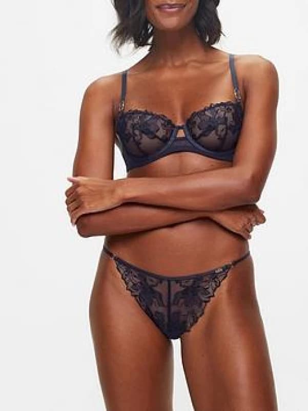 KBX Marilyn Brazilian Navy