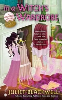 In a Witchs Wardrobe by Juliet Blackwell Book