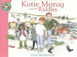 Katie Morag and the Riddles by Mairi Hedderwick Paperback
