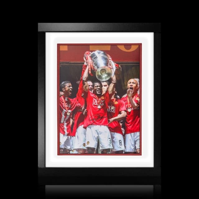 The Fan Cave Patrice Evra Signed Manchester United Deluxe Mount Red unisex 550x450mm