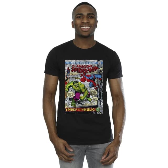 Marvel Marvel Men Spider-Man VS Hulk Cover T-Shirt in Black Size: Small Black S Male 5063153428331